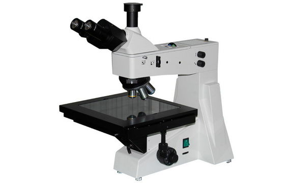 Κίνα Αλόγονου μεταλλουργικό μικροσκόπιο Trinocular λαμπτήρων όρθιο με το σύστημα DIC και απείρου προμηθευτής